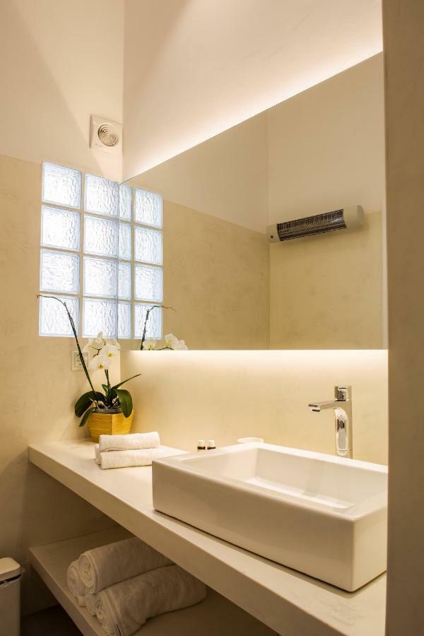 Arokaria Boutique Apartments 伊兹拉 外观 照片